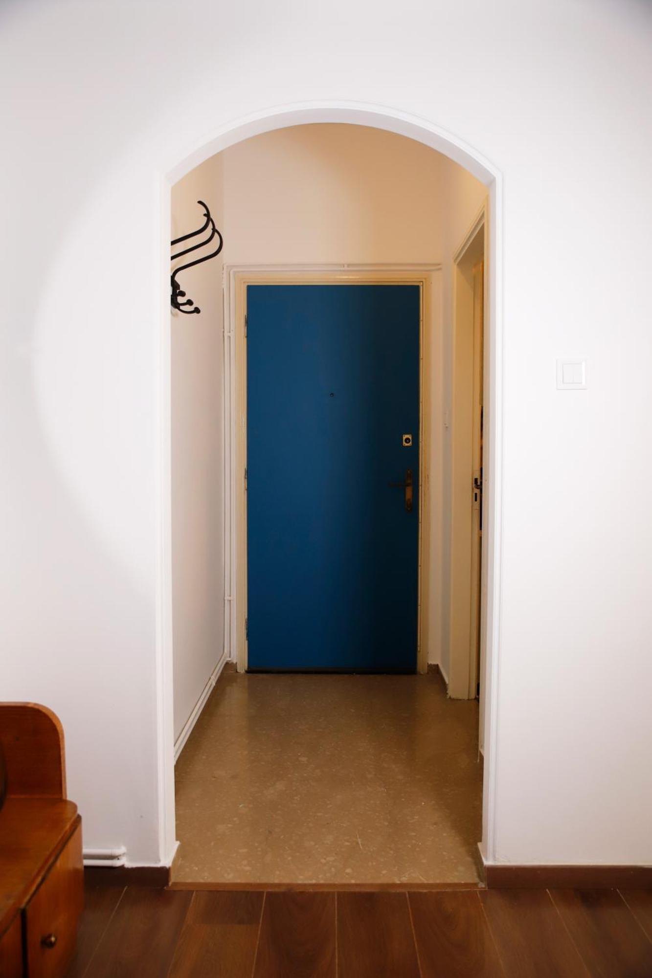 Appartement Chic 4th Floor Apt, Large Balcony, Cinema View
