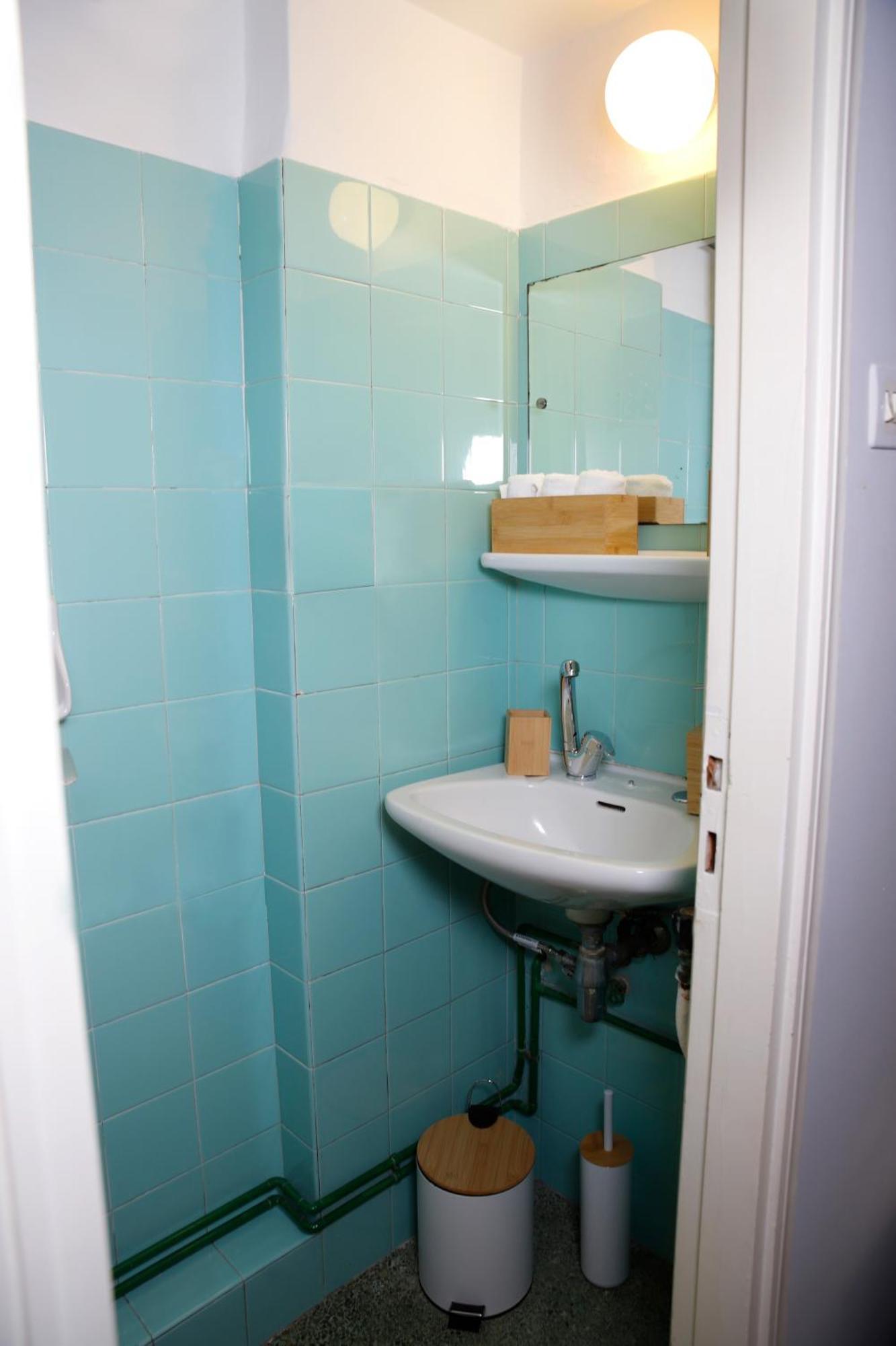 Appartement Chic 4th Floor Apt, Large Balcony, Cinema View